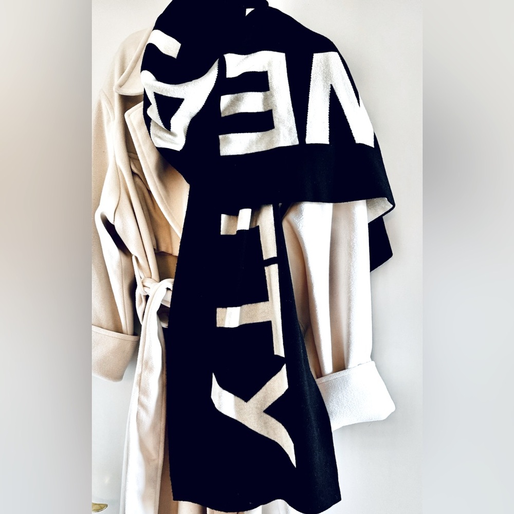 COPY - COPY - COPY - Sweaty Betty Oversized Scarf
